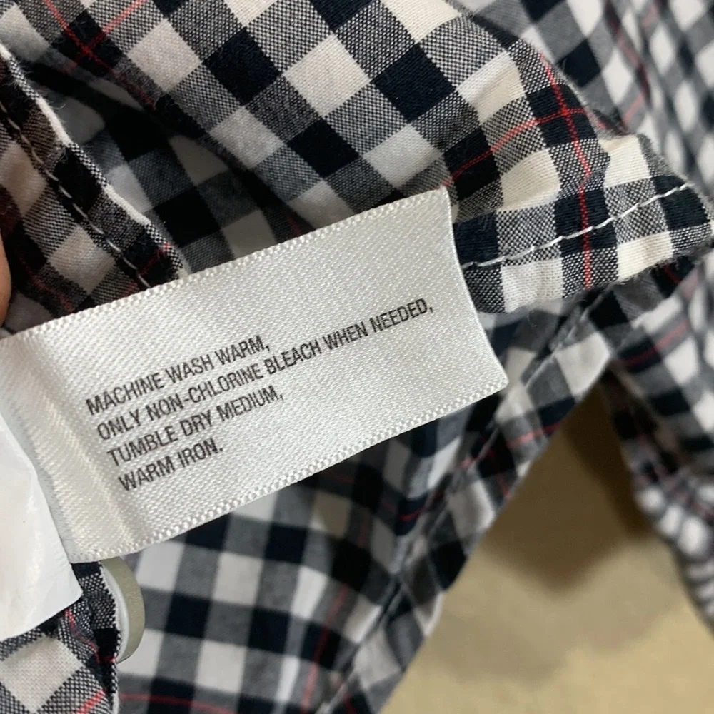 GAP Boys Shirt Plaid White black Red XXL 14-16 Long Sleeve Cotton